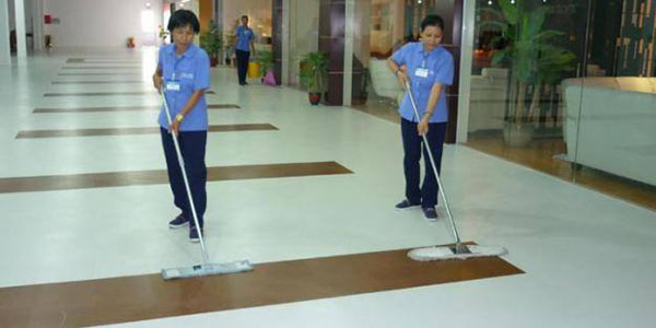 Mẹo hay giúp bạn vệ sinh sàn nhà nhanh gọn, sạch sẽ