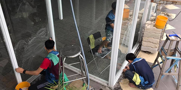 Báo giá dịch vụ vệ sinh văn phòng hợp lý